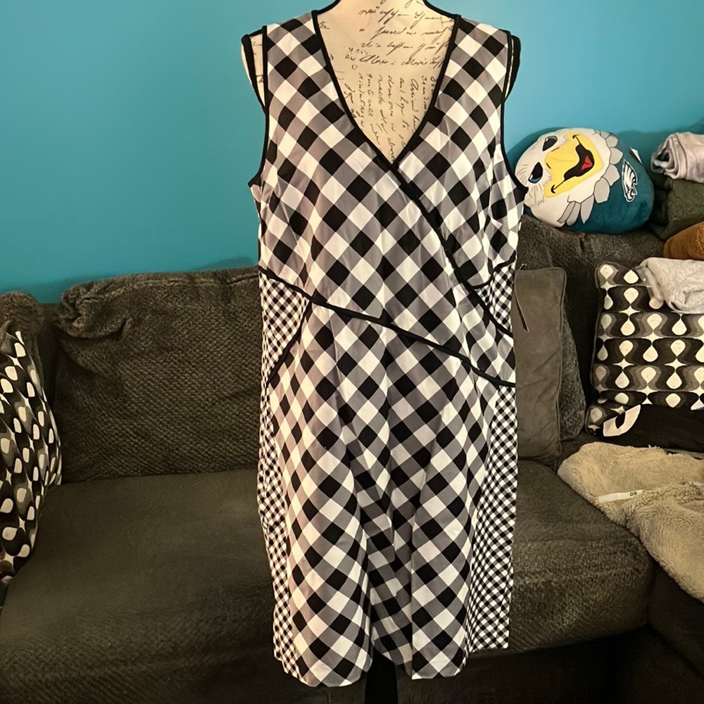 NWT NY&CO Checkered Sleeveless Dress, Size 12